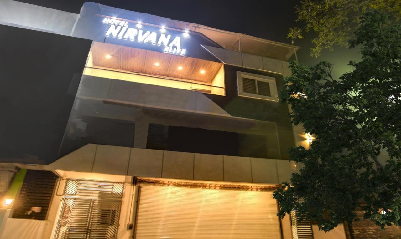 Treebo Nirvana Elite Hotel 3*